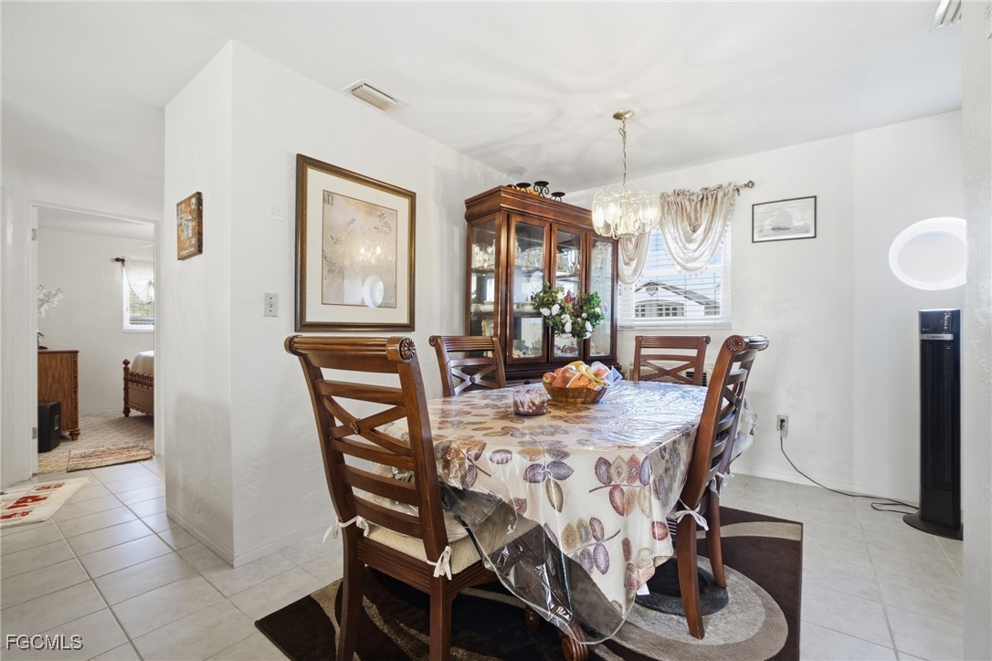 DiningArea