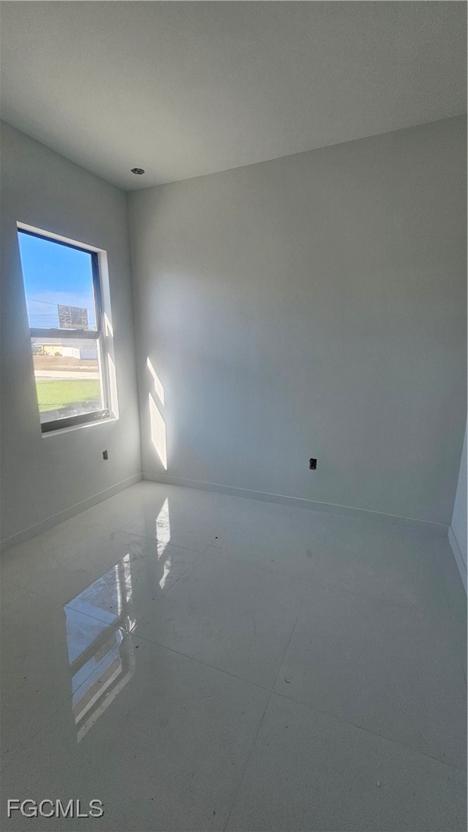 1900 18th, Cape Coral, FL 33993