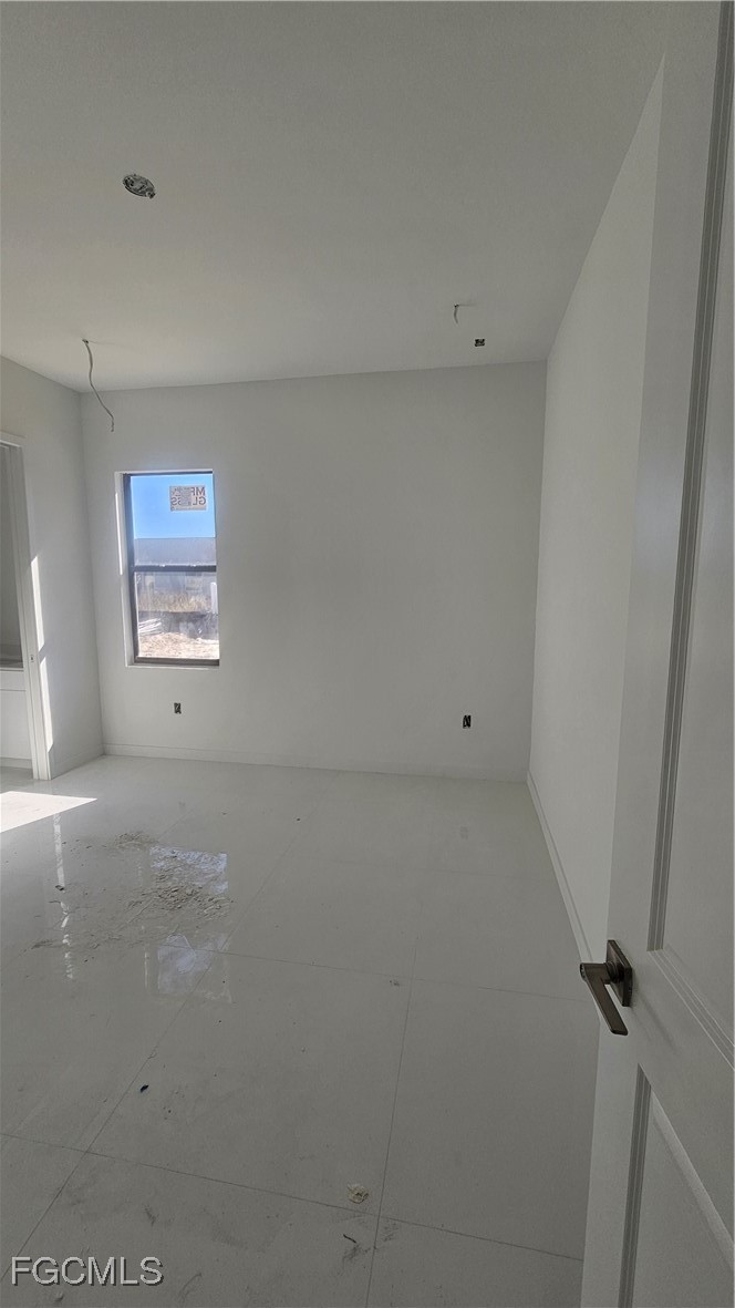 1900 18th, Cape Coral, FL 33993