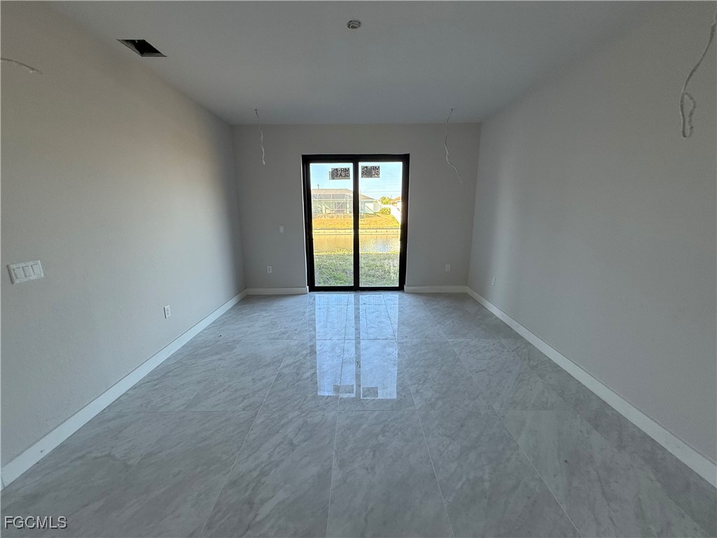 2116 15th, Cape Coral, FL 33991