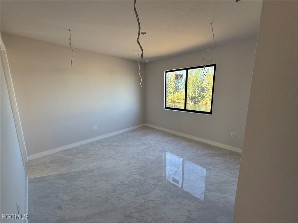 2116 15th, Cape Coral, FL 33991