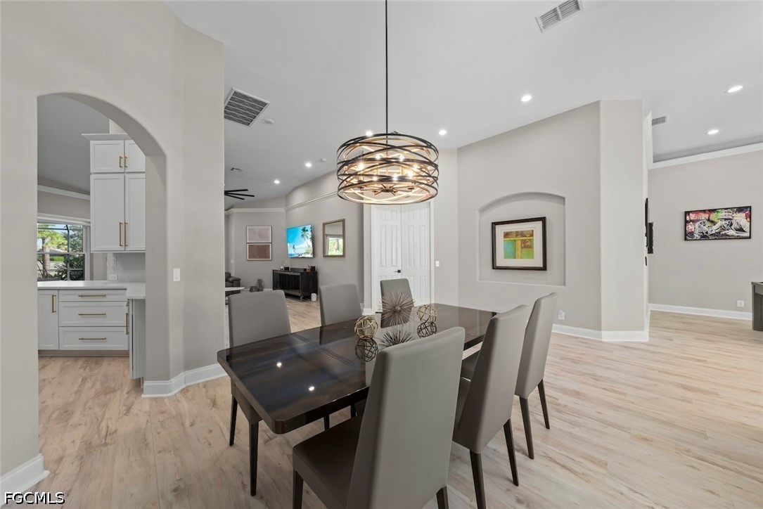 DiningArea