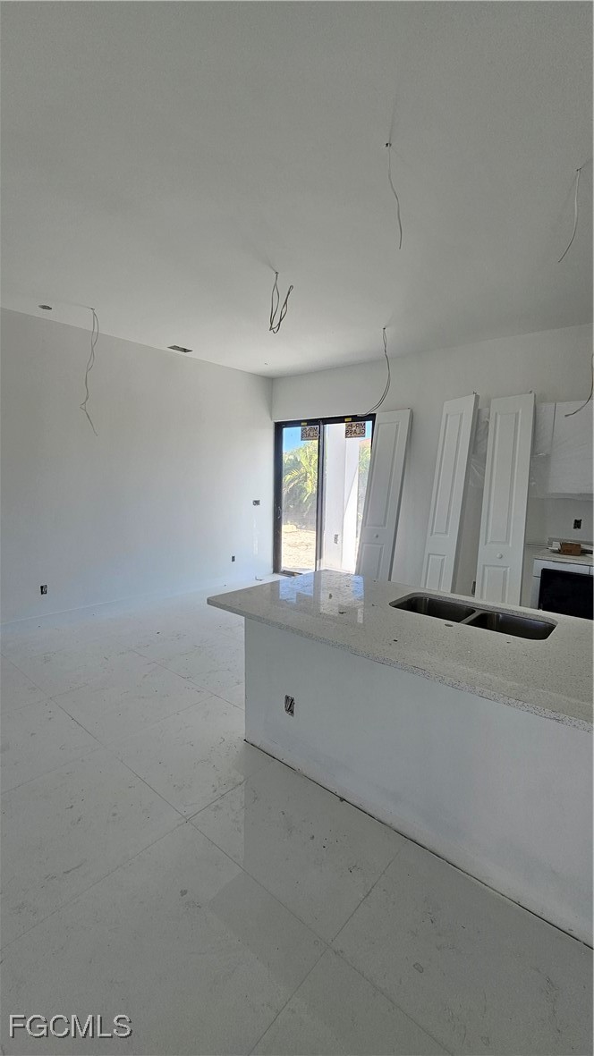 2252 15th, Cape Coral, FL 33993