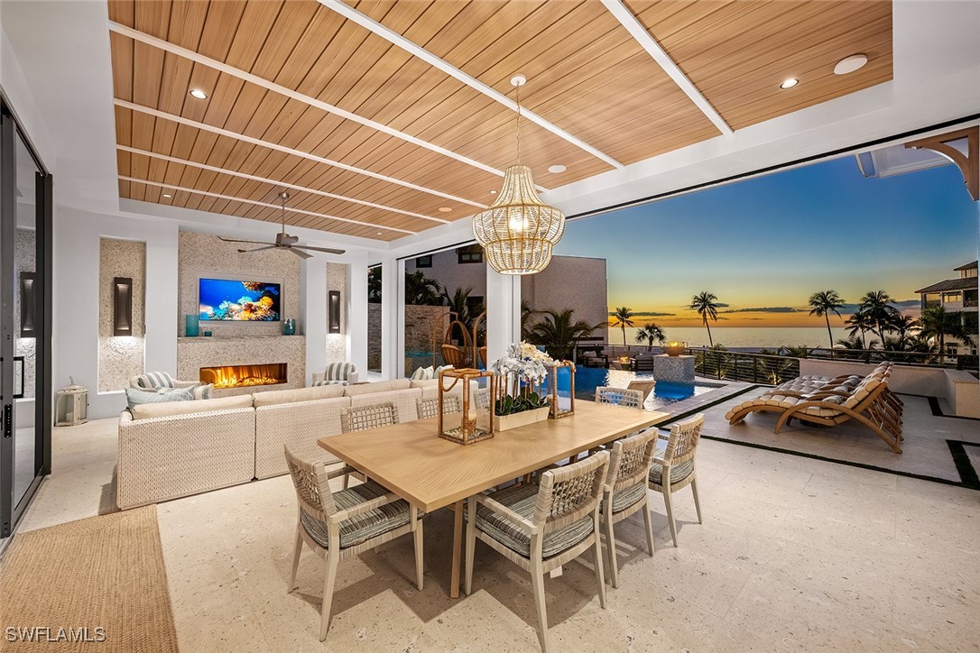 DiningArea