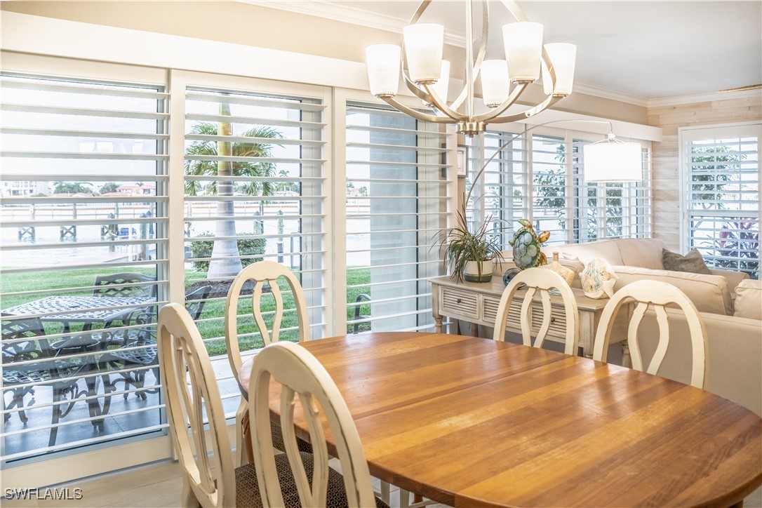 DiningArea