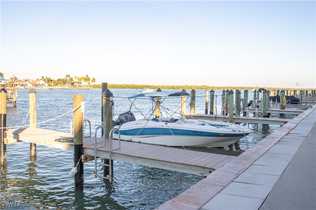 Dock