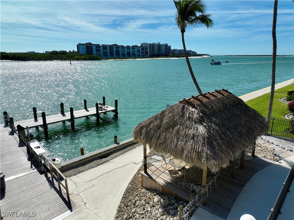 Dock