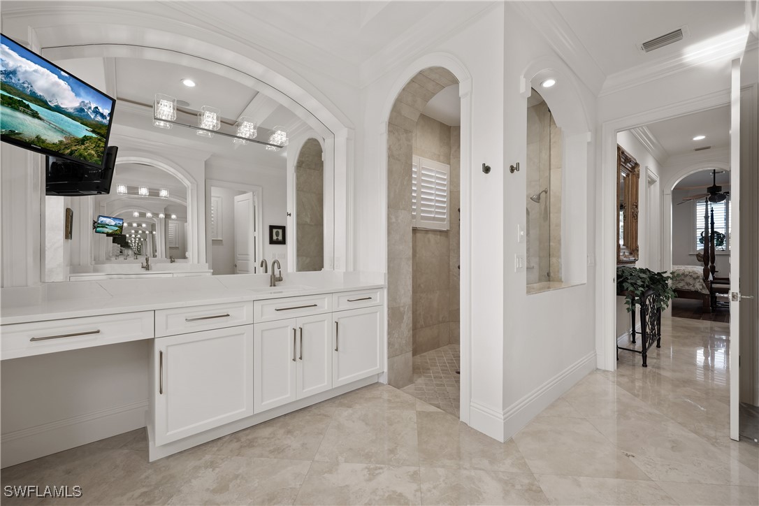 447 Egret, Naples, FL 34108