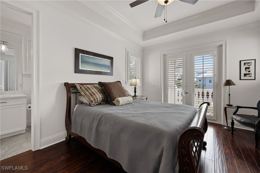 447 Egret, Naples, FL 34108