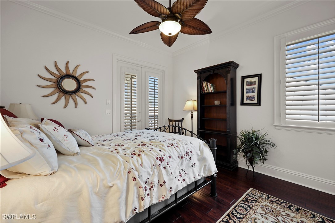 447 Egret, Naples, FL 34108