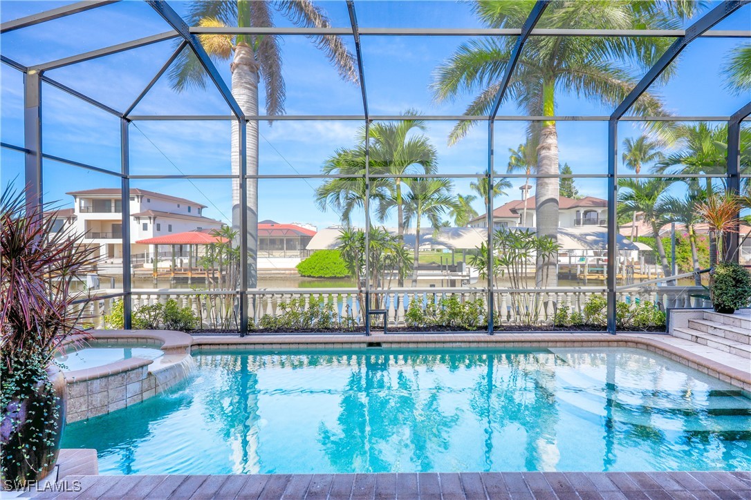 447 Egret, Naples, FL 34108