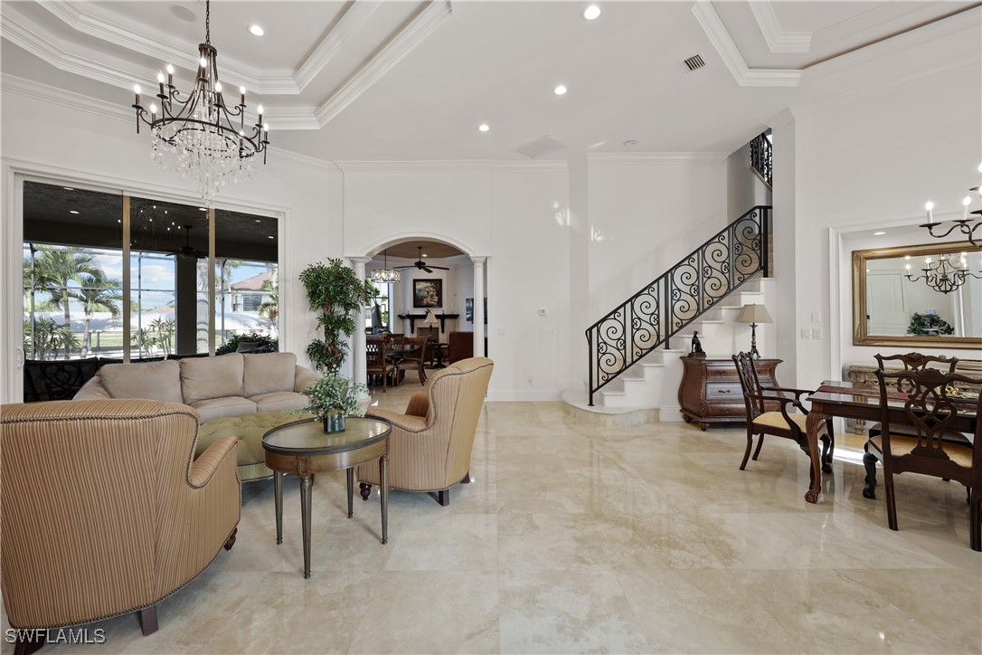 447 Egret, Naples, FL 34108