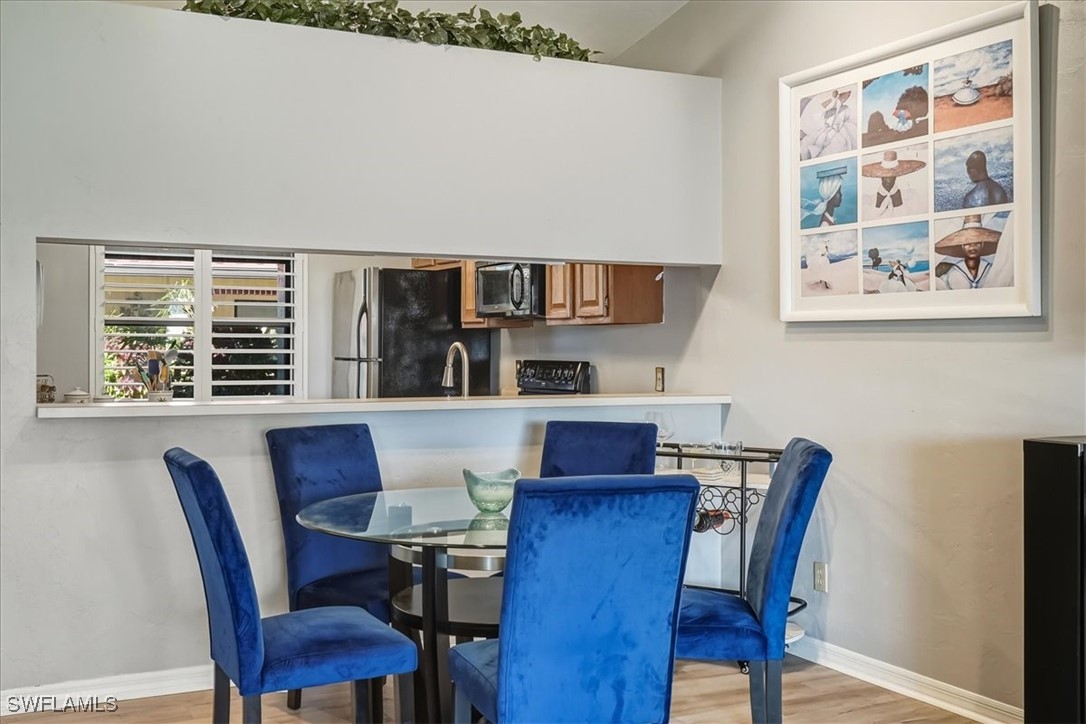 DiningArea