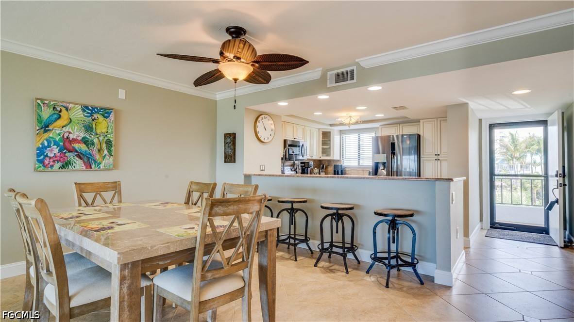 DiningArea