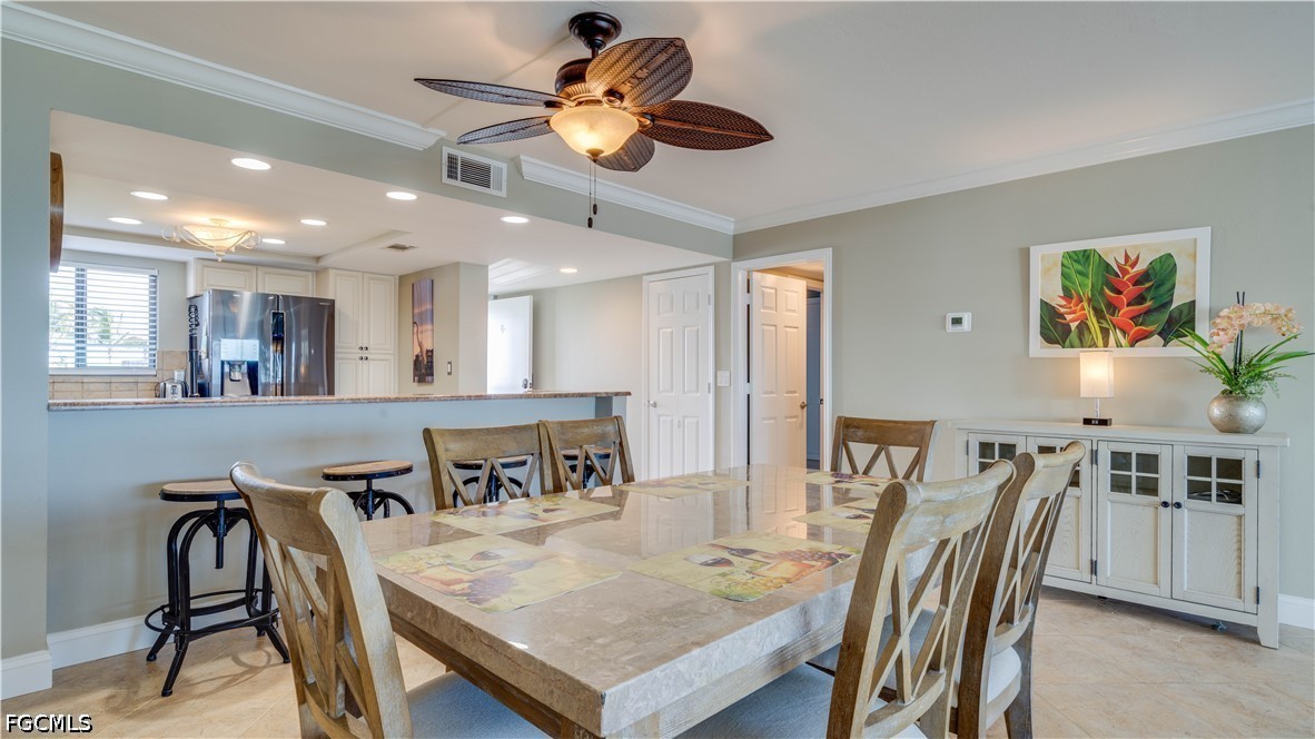 DiningArea
