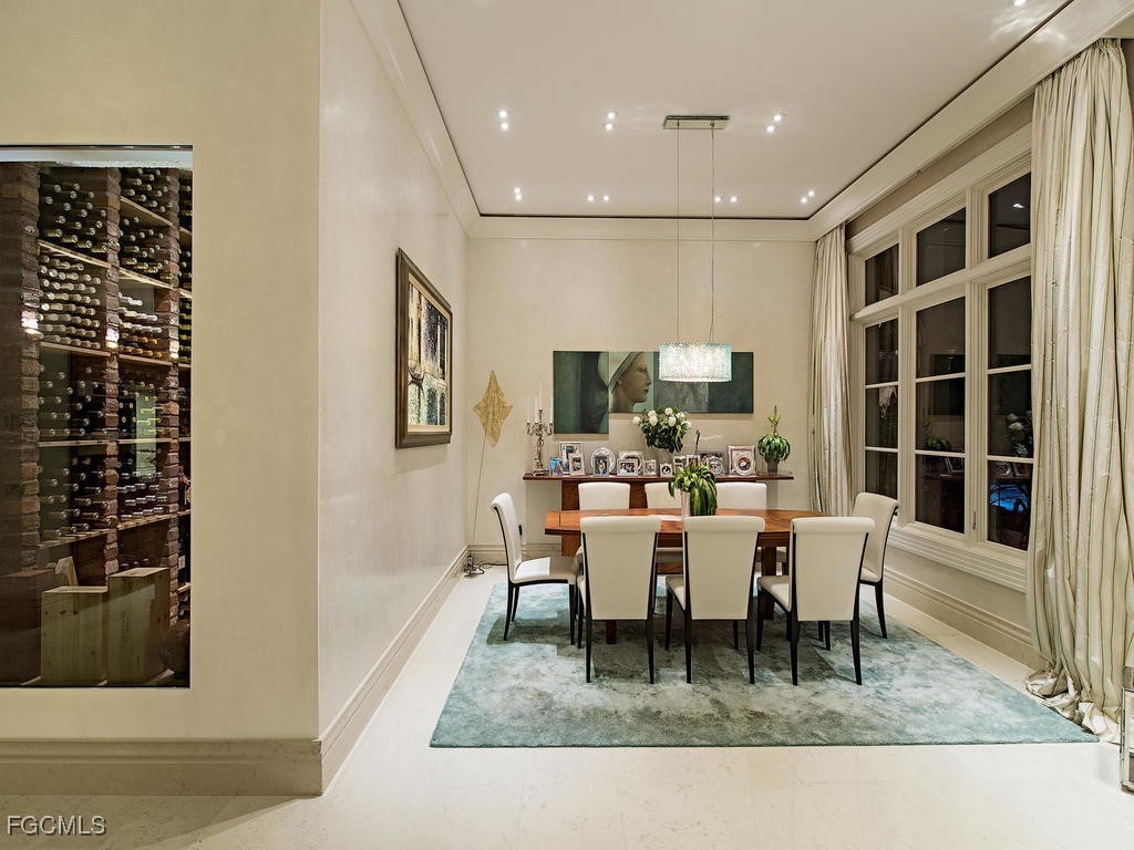 DiningArea