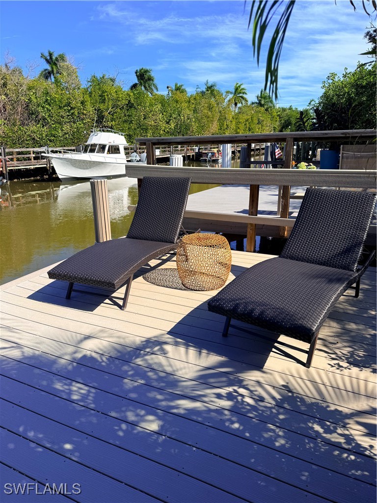 Dock