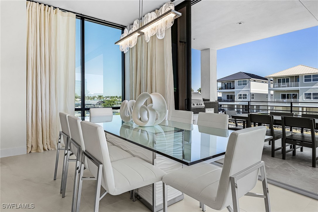 DiningArea