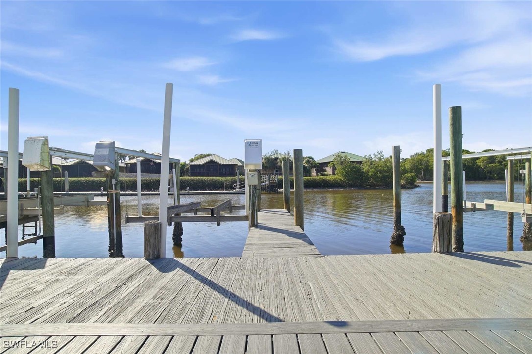 Dock