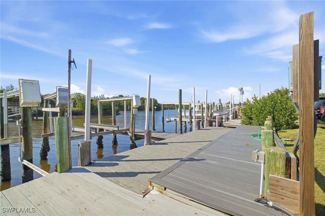 Dock