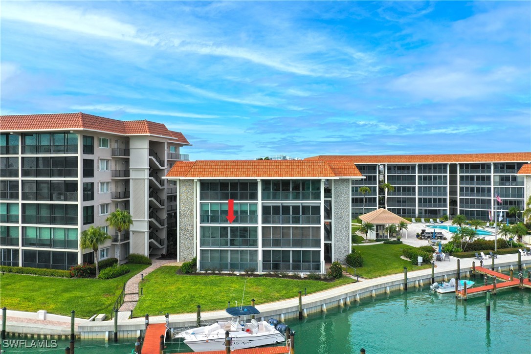 222 Harbour Unit 218, Naples, FL 34103
