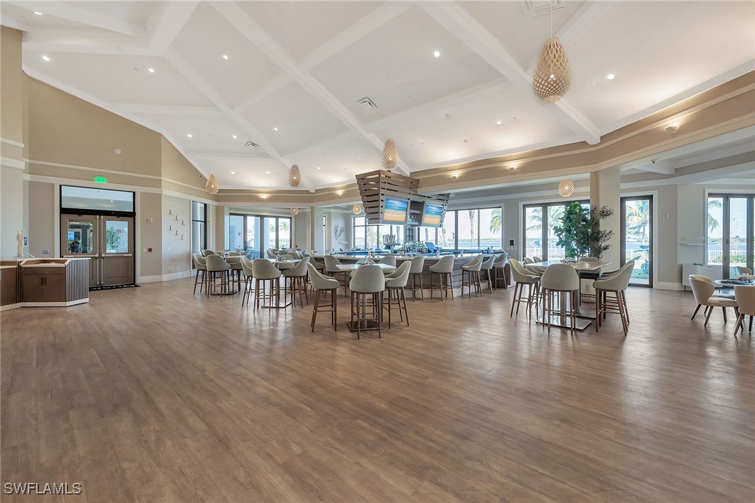 9087 Breakwater, Naples, FL 34120