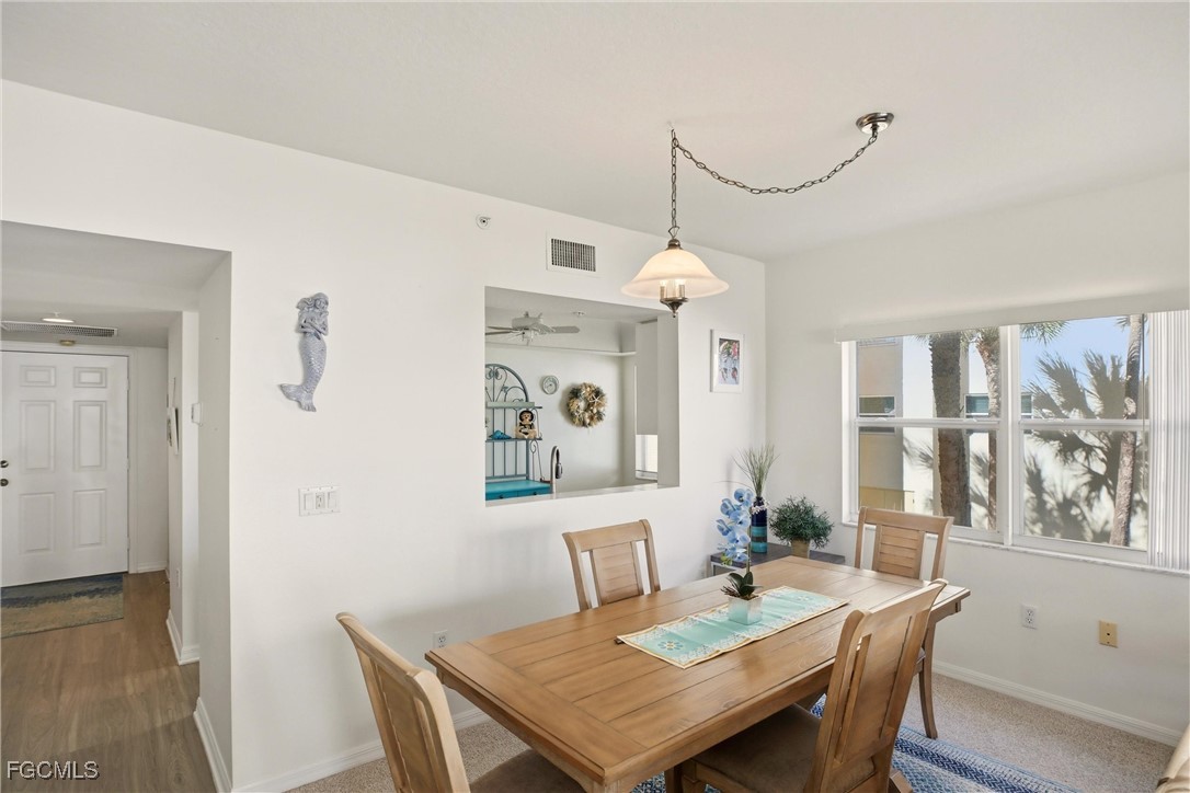 DiningArea