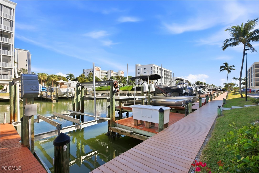 Dock