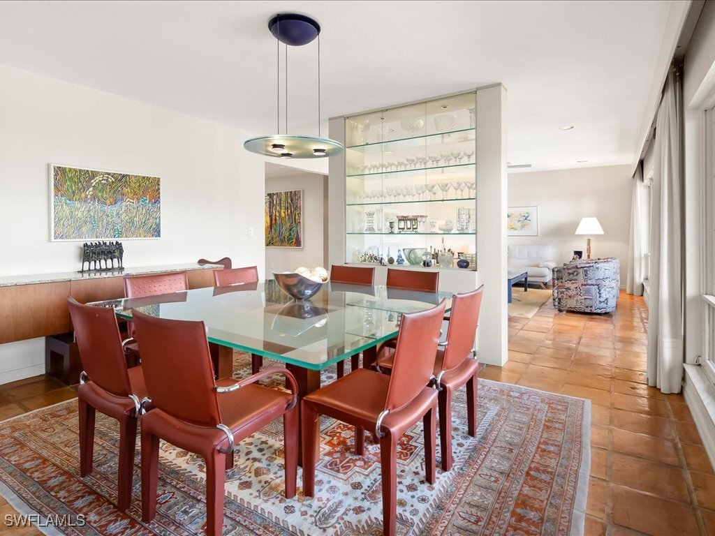 DiningArea