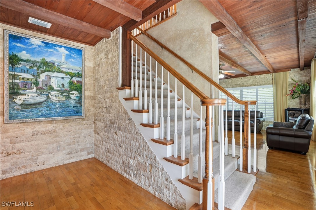 7395 Stonegate, Naples, FL 34109