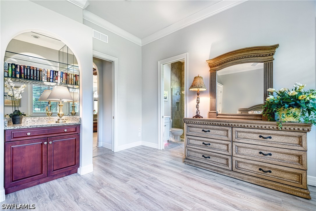 3002 Crayton, Naples, FL 34103