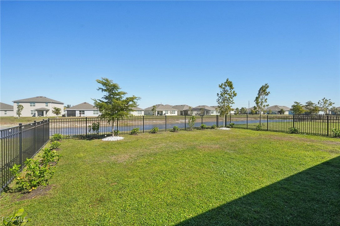 2841 Pillar Coral, North Fort Myers, FL 33903