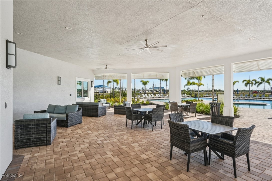 2841 Pillar Coral, North Fort Myers, FL 33903