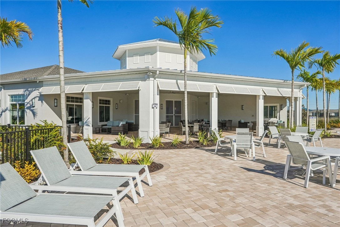 2841 Pillar Coral, North Fort Myers, FL 33903