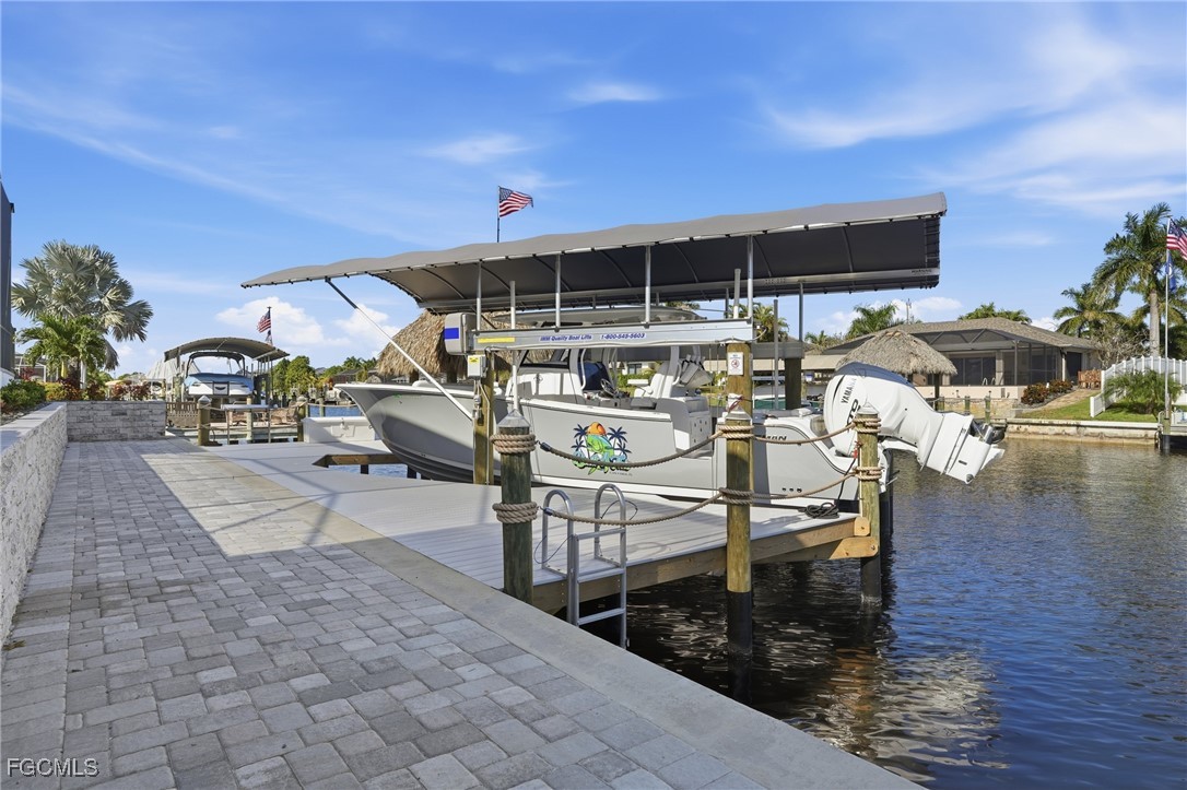 Dock