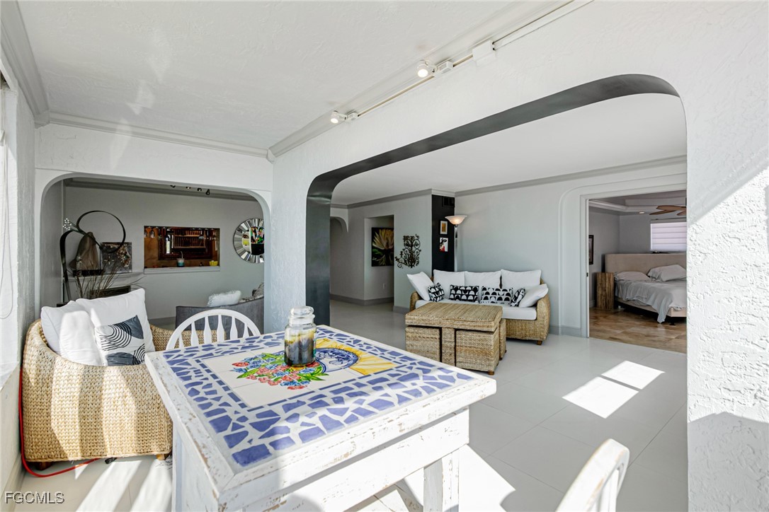DiningArea