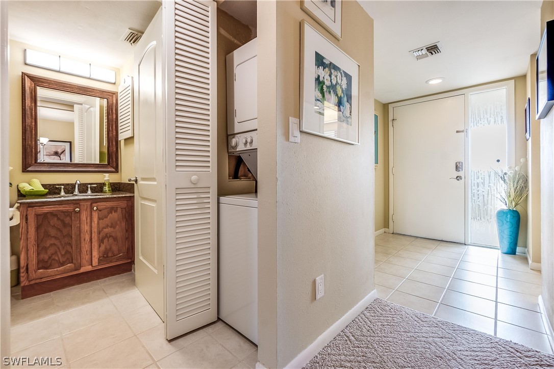 21420 Bay Village Unit 216, Fort Myers Beach, FL 33931