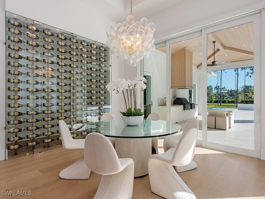 DiningArea