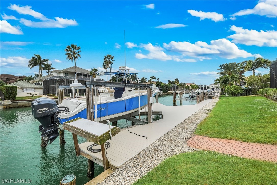 Dock