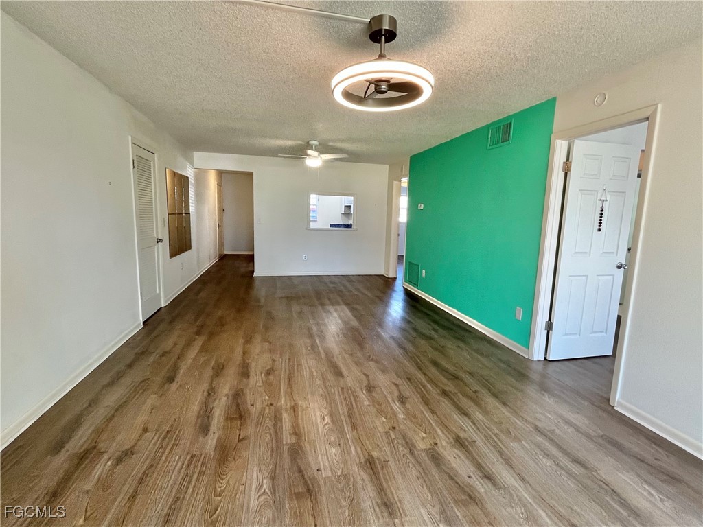 1356 Myerlee Country Club Unit 2, Fort Myers, FL 33919