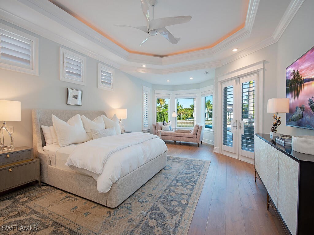 3243 Gin, Naples, FL 34102