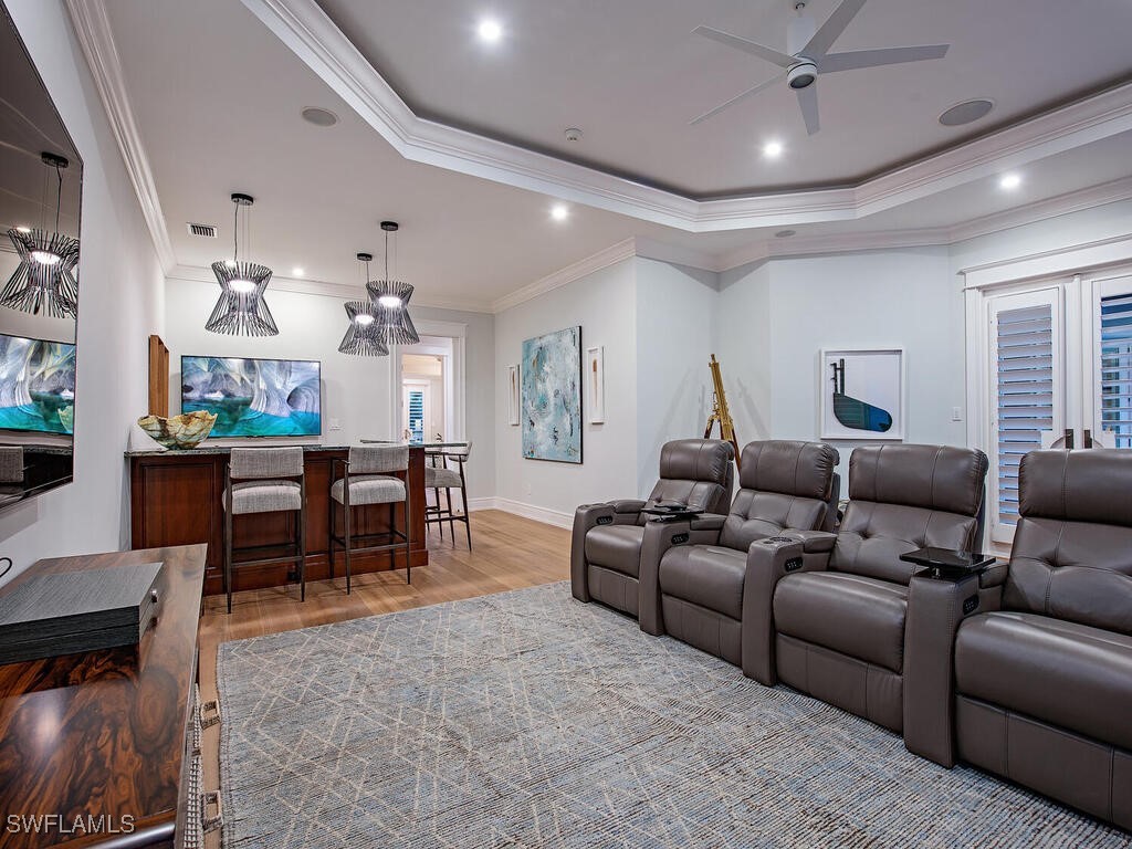 3243 Gin, Naples, FL 34102