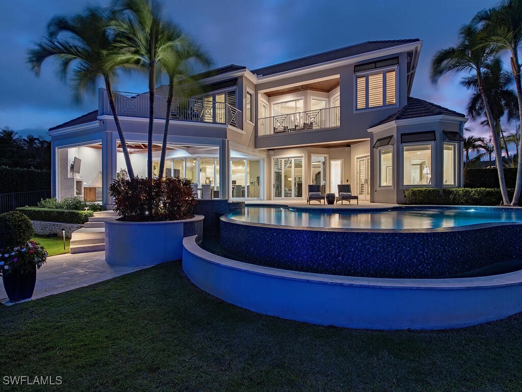 3243 Gin, Naples, FL 34102