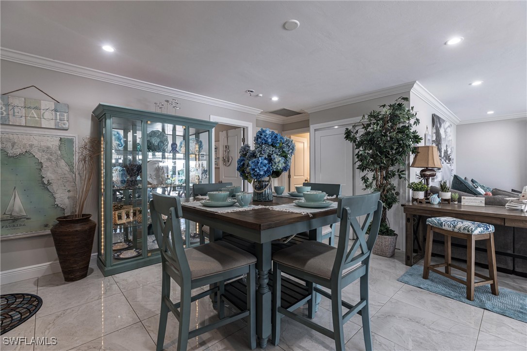 DiningArea
