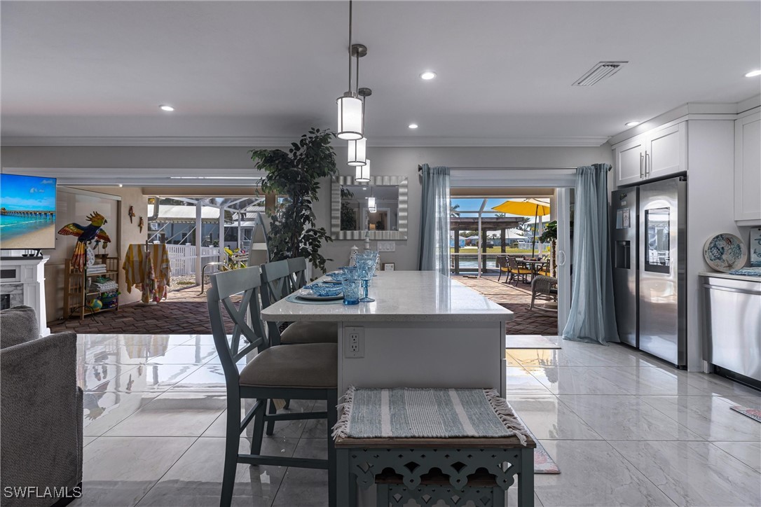 DiningArea