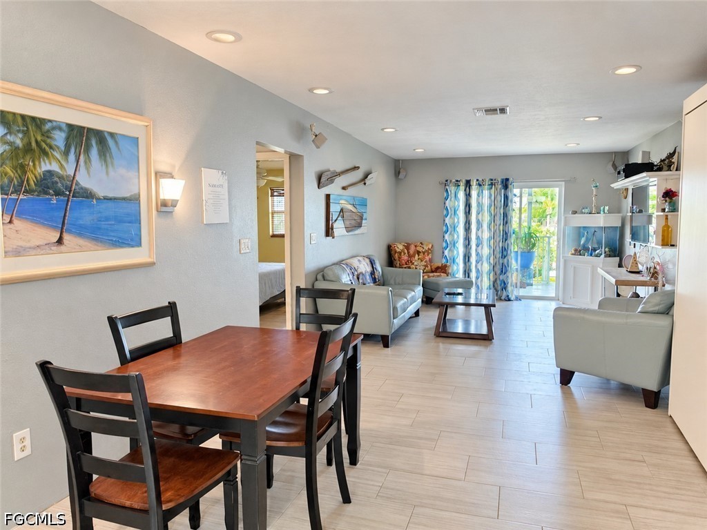 DiningArea