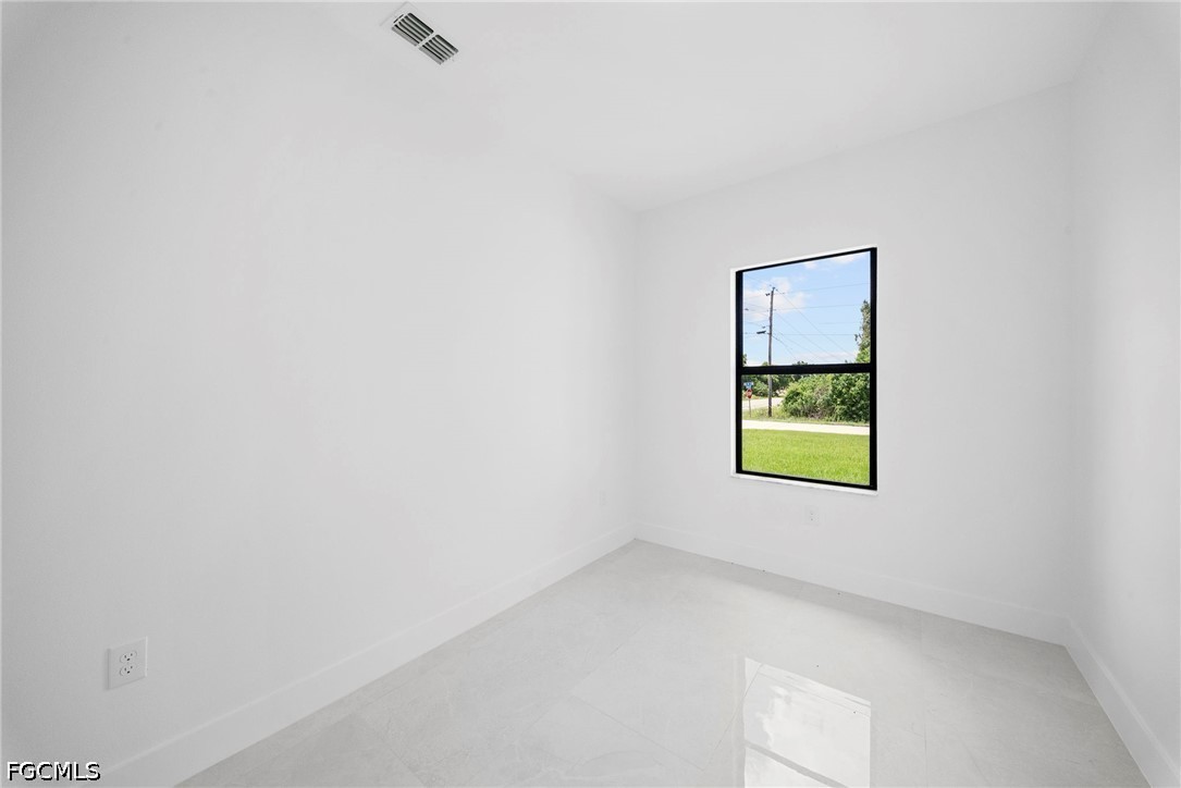 3800 24th, Lehigh Acres, FL 33976