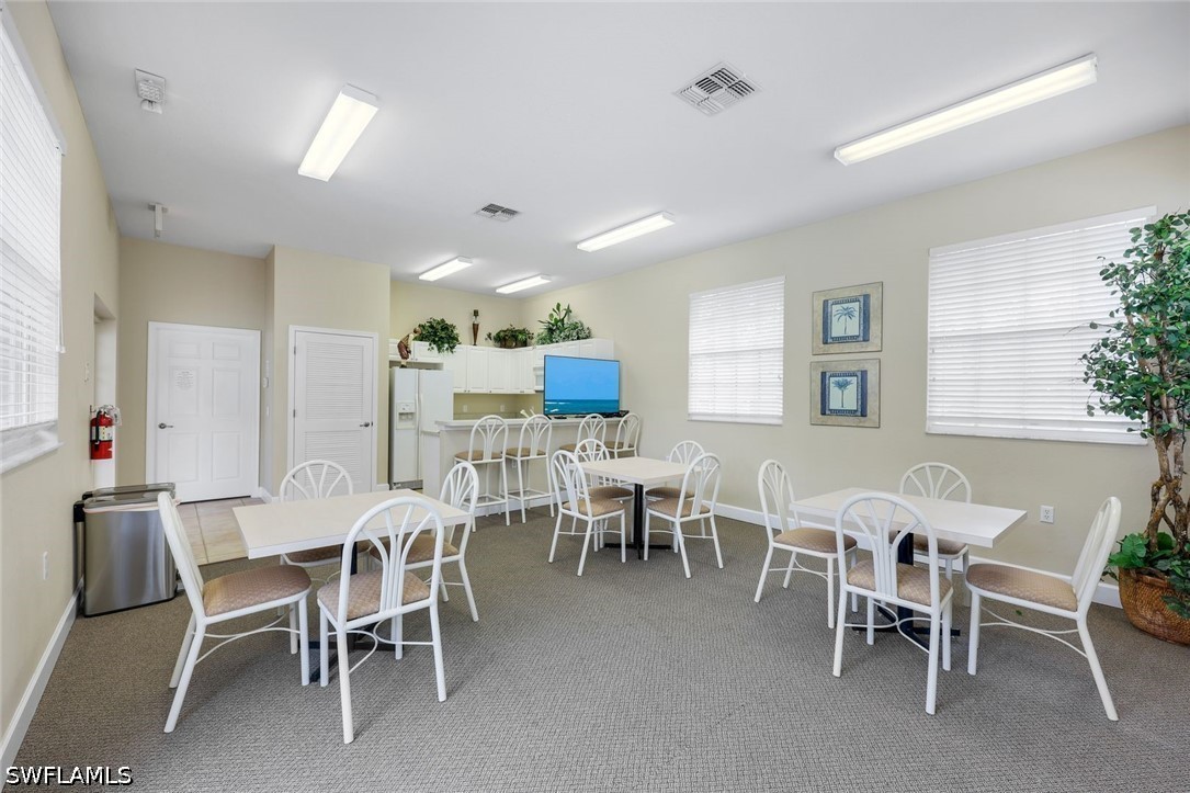 DiningArea