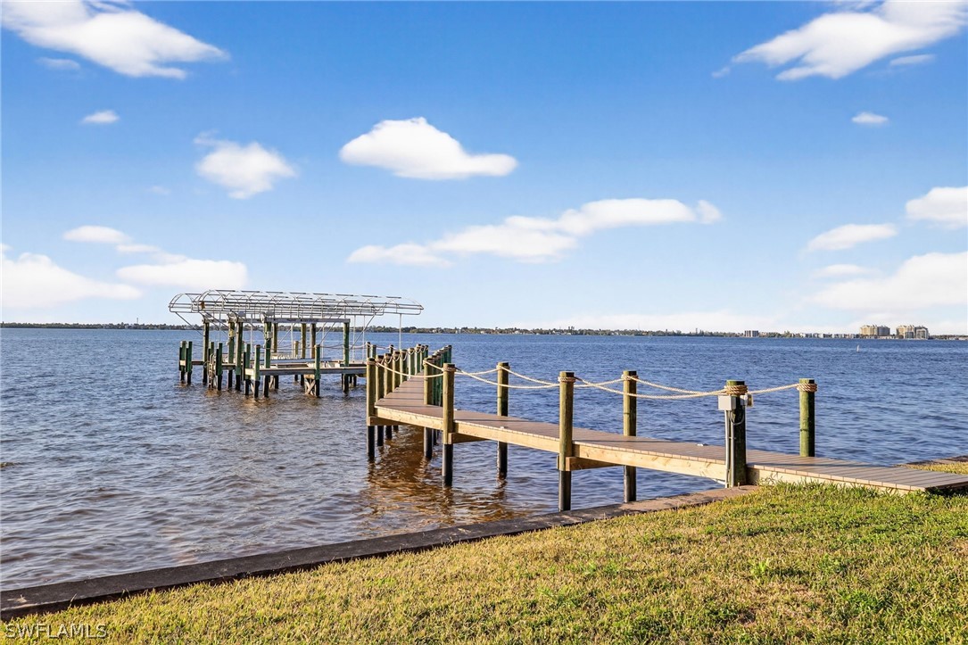 Dock