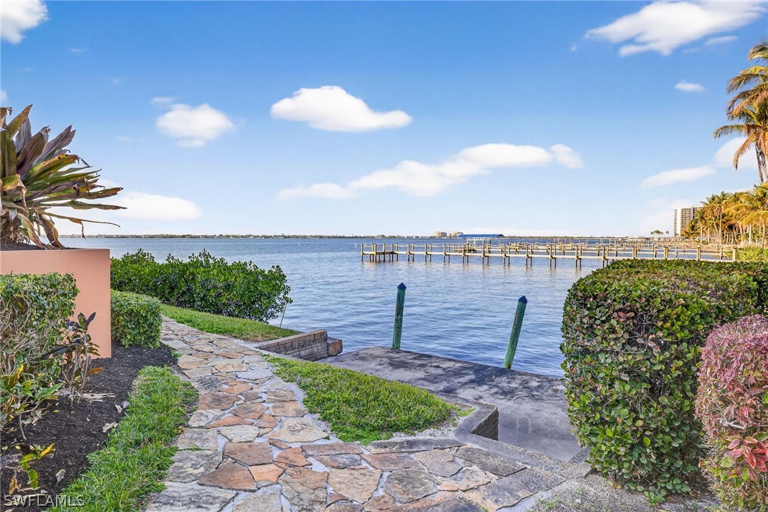 2600 McGregor, Fort Myers, FL 33901
